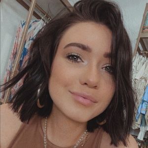 Meet your Posher, Jeannie